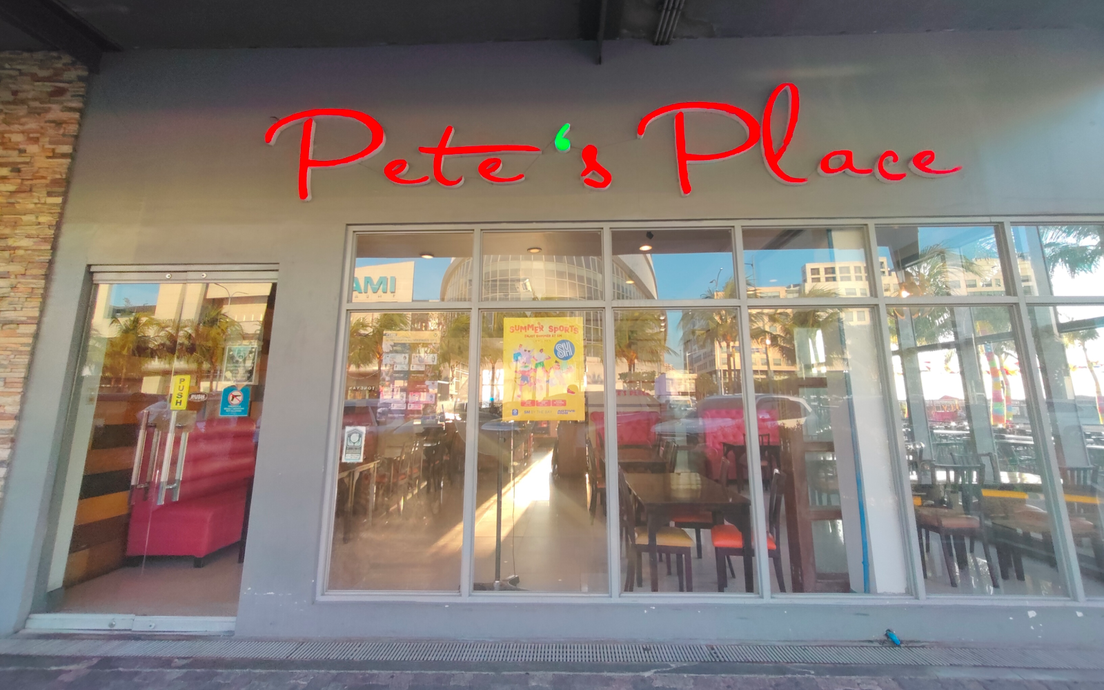 PETE'S PLACE in SM Mall of Asia